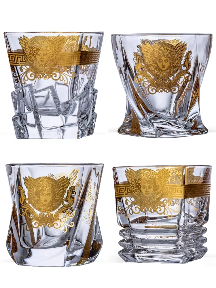 Medusa Gold Head Painted Whisk - Wine To Beer To Liquor recension och pris